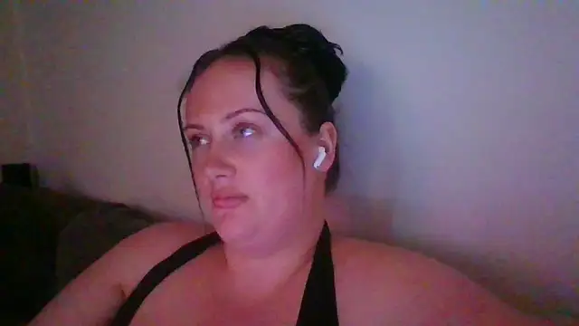 CurvyQueen2023 online show from February 1, 9:24 pm