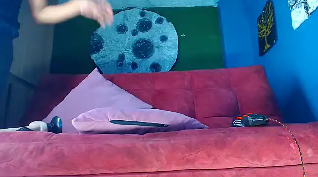 Snapshot of Mracialatina chatting on March 21, 6:40 pm Mracialatina online show from March 21, 6:40 pm