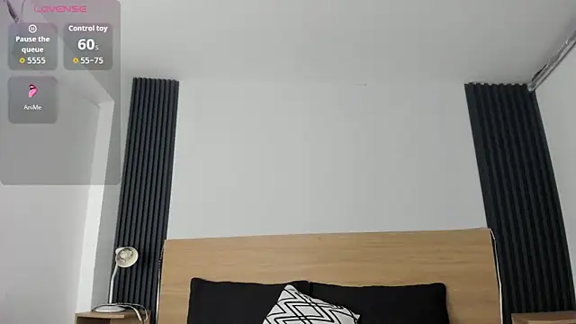 Snapshot of Chiqui_milk_ chatting on October 31, 7:10 pm Chiqui milk online show from October 31, 7:10 pm