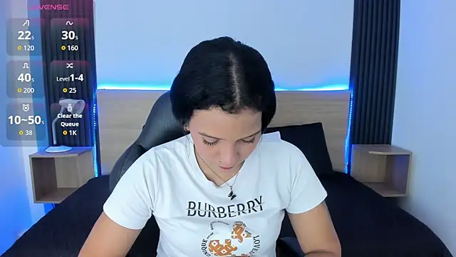 Snapshot of Chiqui_milk_ chatting on October 11, 6:53 pm Chiqui milk online show from October 11, 6:53 pm