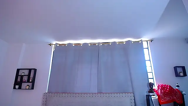 Snapshot of Chiqui_milk_ chatting on March 10, 7:07 pm Chiqui milk online show from March 10, 7:07 pm