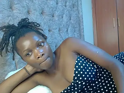 Snapshot of Naughty_Girl17 chatting on February 12, 7:34 am Naughty Girl17 online show from February 12, 7:34 am