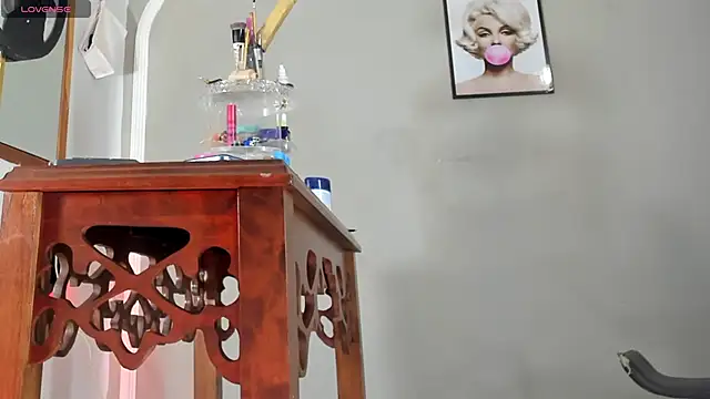 Jimena Grey online show from November 11, 7:36 am