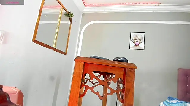 Jimena Grey online show from November 2, 7:24 am