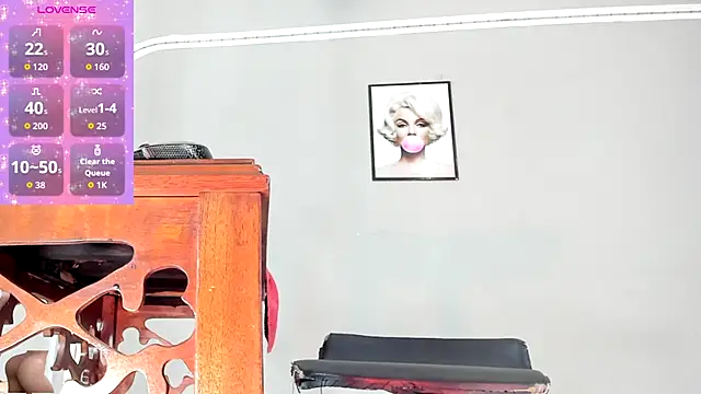 Jimena Grey online show from December 5, 8:50 pm