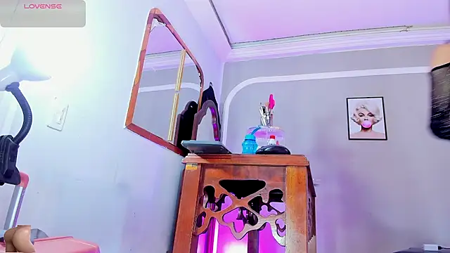 Jimena Grey online show from November 29, 6:19 pm