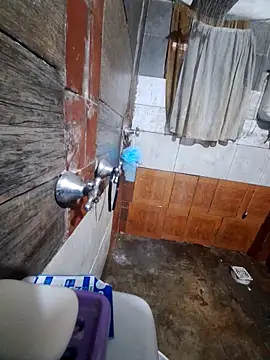 Michellluxo online show from September 23, 6:59 pm