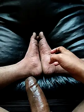 Village 0boy online show from December 17, 9:36 am