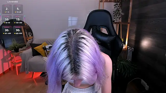 Mia Cheers online show from October 5, 1:57 pm