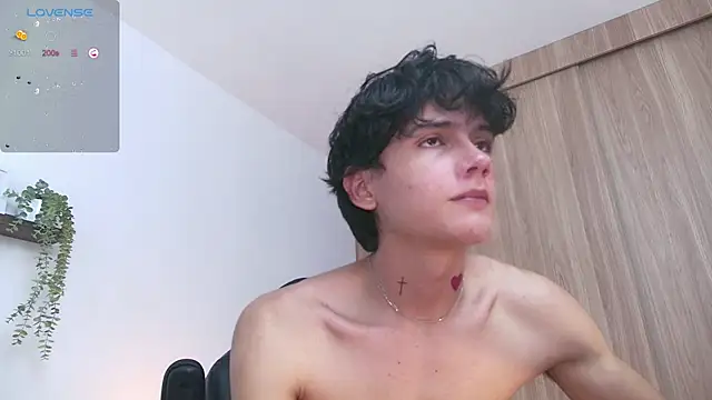 Snapshot of badboy_one_ chatting on September 19, 9:08 pm badboy one online show from September 19, 9:08 pm