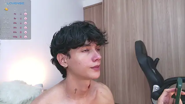 Snapshot of badboy_one_ chatting on September 27, 7:20 pm badboy one online show from September 27, 7:20 pm