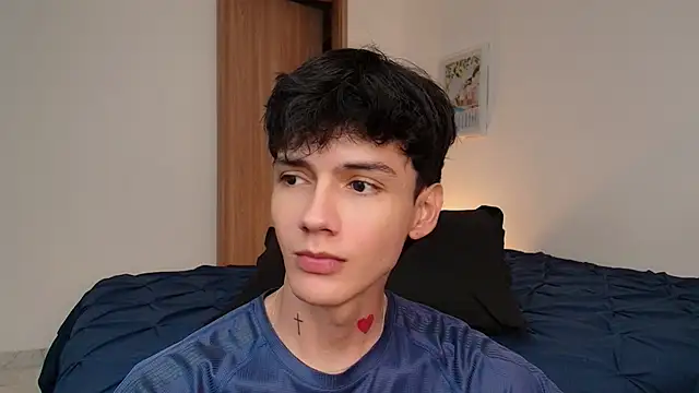 Snapshot of badboy_one_ chatting on November 5, 8:34 pm badboy one online show from November 5, 8:34 pm