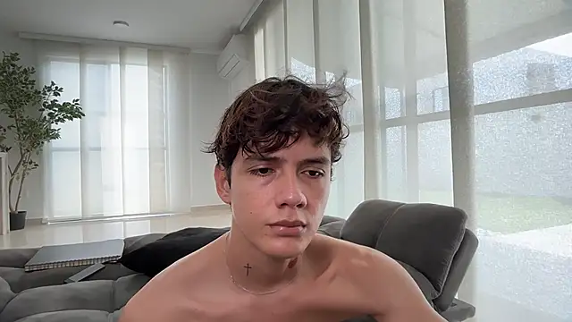 Snapshot of badboy_one_ chatting on June 21, 3:51 pm badboy one online show from June 21, 3:51 pm