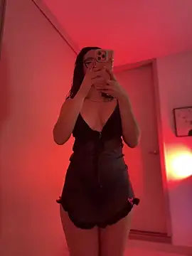 Hips hannah online show from February 28, 10:09 pm