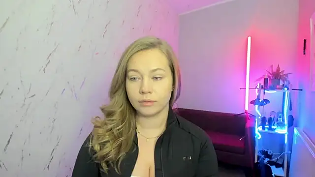 Snapshot of holly_xglam chatting on November 29, 9:26 pm holly xglam online show from November 29, 9:26 pm