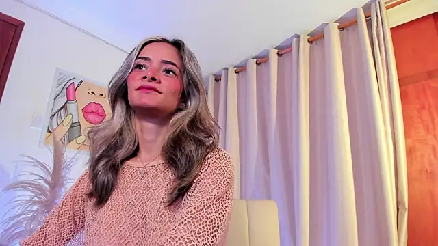 SkiinnyAna online show from February 16, 7:34 pm