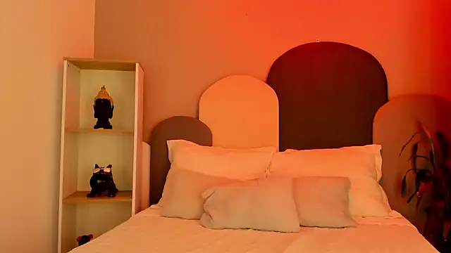 TaraCarson online show from February 25, 2:45 am