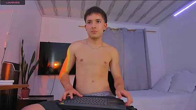 bower and colucci online show from September 18, 1:19 am