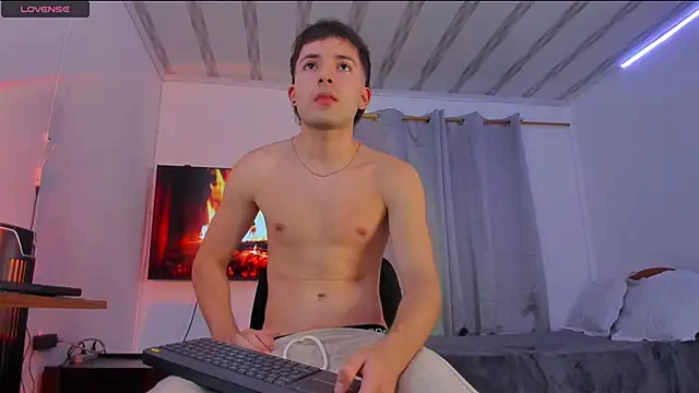 bower and colucci online show from October 6, 3:08 am