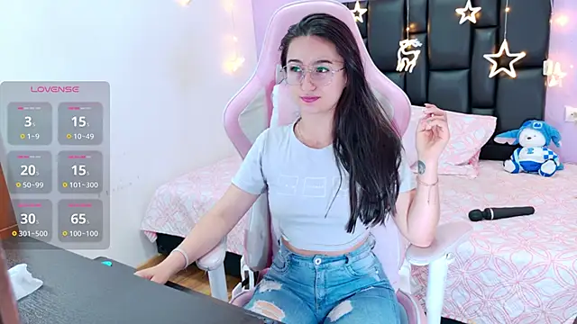 im-eliza online show from December 18, 5:28 pm