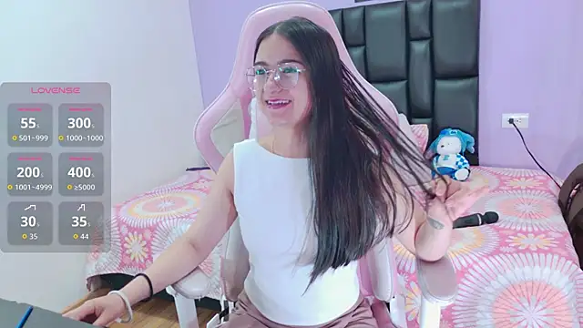 im-eliza online show from April 10, 10:55 am