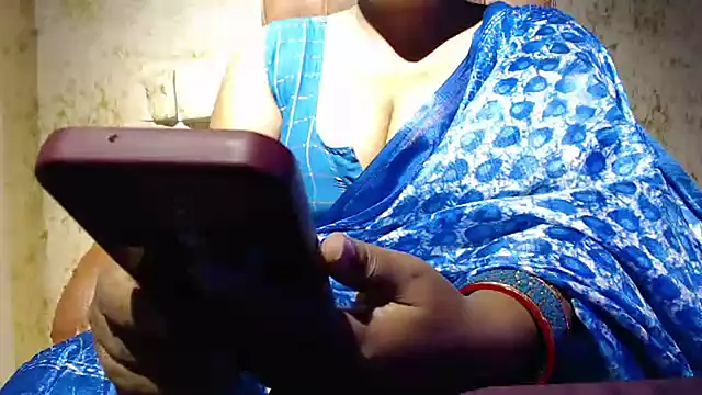 Snapshot of Prita07 chatting on April 1, 1:23 pm Prita07 online show from April 1, 1:23 pm