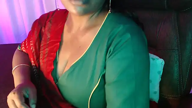 Prita07 online show from December 3, 8:58 am