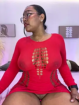 Snapshot of Esmeralda_Duarte chatting on April 27, 3:59 am Esmeralda Duarte online show from April 27, 3:59 am