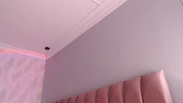 LeenaBrown online show from October 12, 3:13 pm