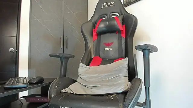 sergiio mesa27 online show from October 7, 2:01 am