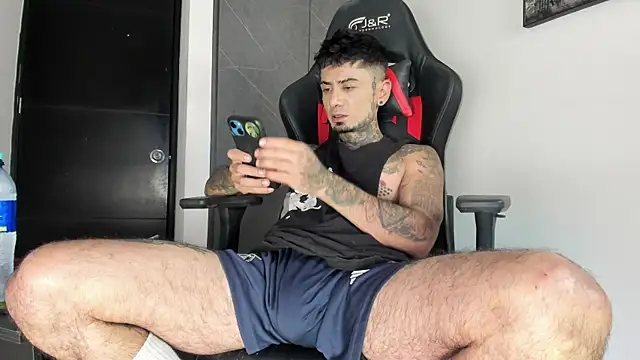 sergiio mesa27 online show from April 18, 1:52 am