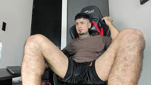 sergiio mesa27 online show from December 3, 8:30 pm