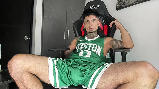 sergiio mesa27 online show from April 14, 3:22 am