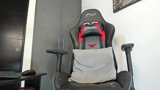 sergiio mesa27 online show from October 1, 1:48 pm