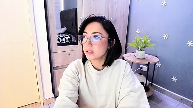 Snapshot of Hot_Couple666 chatting on March 11, 3:34 pm Hot Couple666 online show from March 11, 3:34 pm