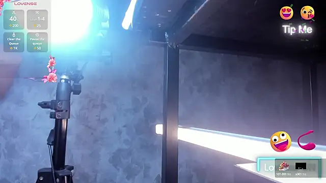 Lissalittlee online show from March 14, 11:00 pm