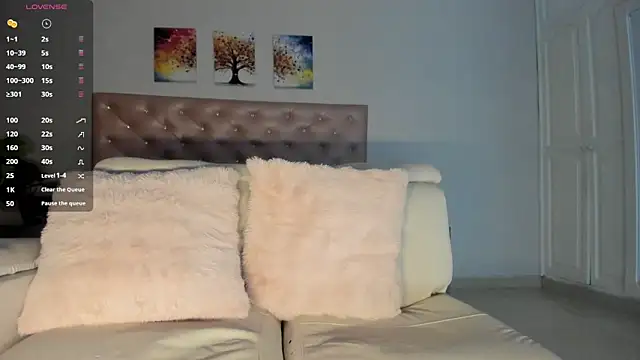 Lissalittlee online show from March 28, 8:10 pm