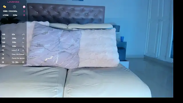 Lissalittlee online show from March 25, 8:08 pm