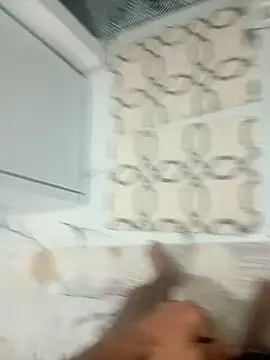 Snapshot of Kurtsikici@xh chatting on December 1, 12:33 am Kurtsikicixh online show from December 1, 12:33 am