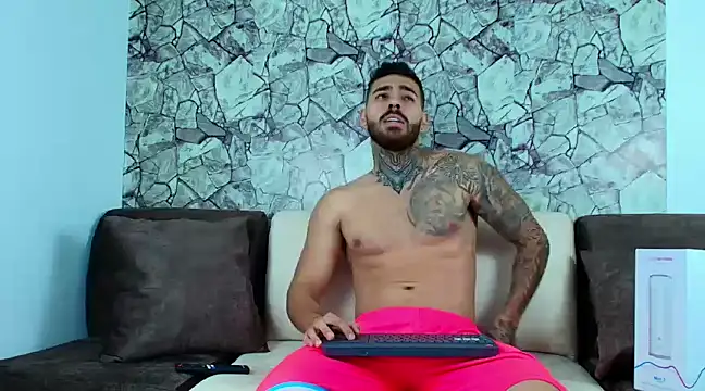 silvano torres online show from December 25, 9:54 pm