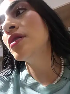 Snapshot of miel_gomez chatting on June 11, 9:56 pm miel gomez online show from June 11, 9:56 pm