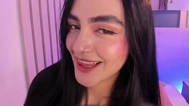 miel gomez online show from November 4, 8:12 pm