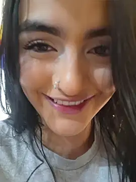 Snapshot of miel_gomez chatting on June 24, 8:17 pm miel gomez online show from June 24, 8:17 pm