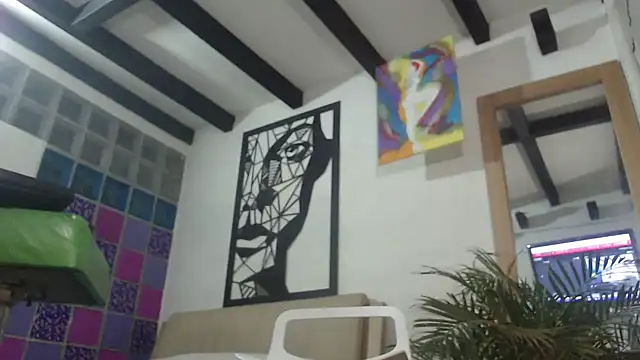 Snapshot of thirstymoonxx chatting on May 21, 6:00 am thirstymoonxx online show from May 21, 6:00 am