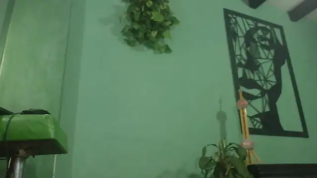 thirstymoonxx online show from November 15, 3:21 am