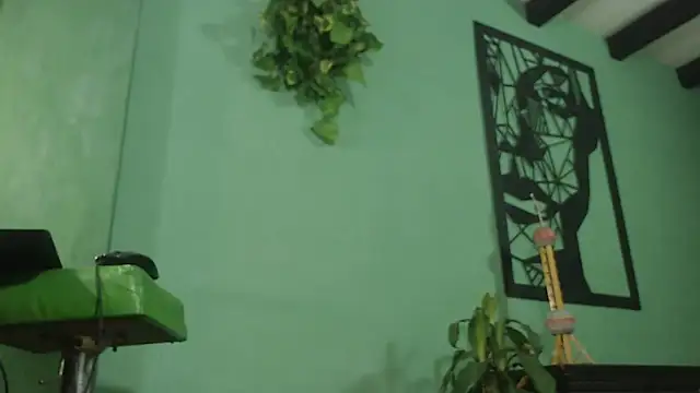 thirstymoonxx online show from December 21, 3:19 am