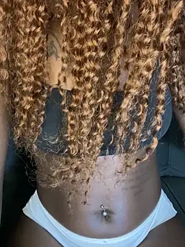 pretty maliah online show from February 25, 9:58 pm