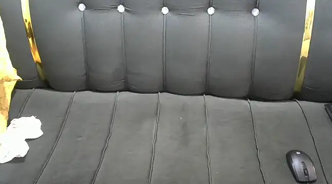 pretty maliah online show from February 20, 11:53 am