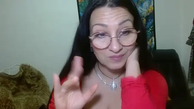 KeisyNeonX online show from April 3, 7:20 pm