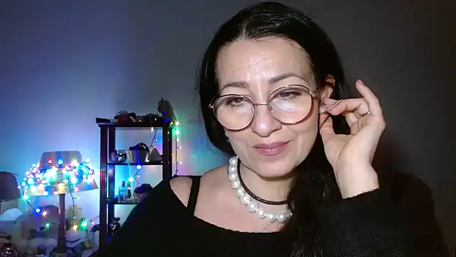 KeisyNeonX online show from February 9, 8:18 pm